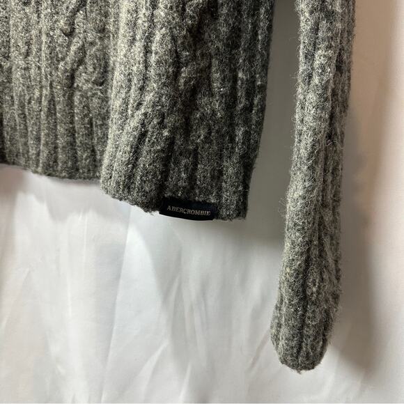 SALE!!! Abercrombie & Fitch Vintage Sweater Wool Cable Knit Dark Academia Size M - Picture 5 of 9